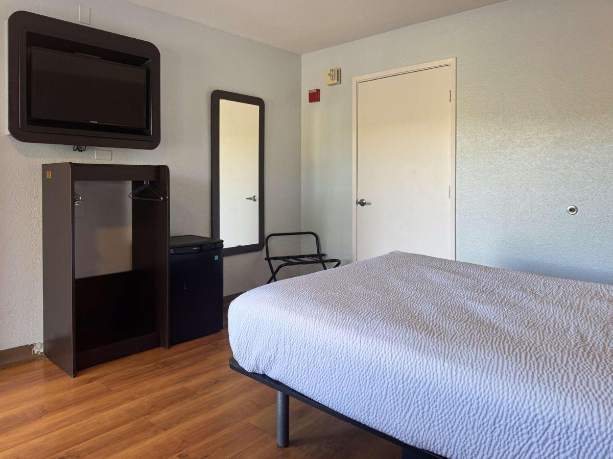 Motel 6-Simi Valley, Ca Dış mekan fotoğraf
