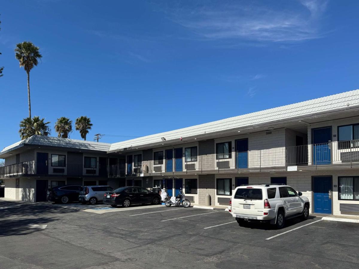 Motel 6-Simi Valley, Ca Dış mekan fotoğraf